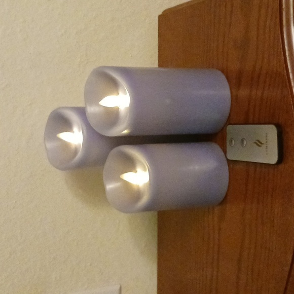 Set of 3 Luminara Flameless Candles -  Blue - Picture 2 of 4